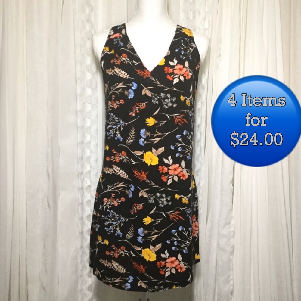 Black flowered print dress Old Navy size small high low hem